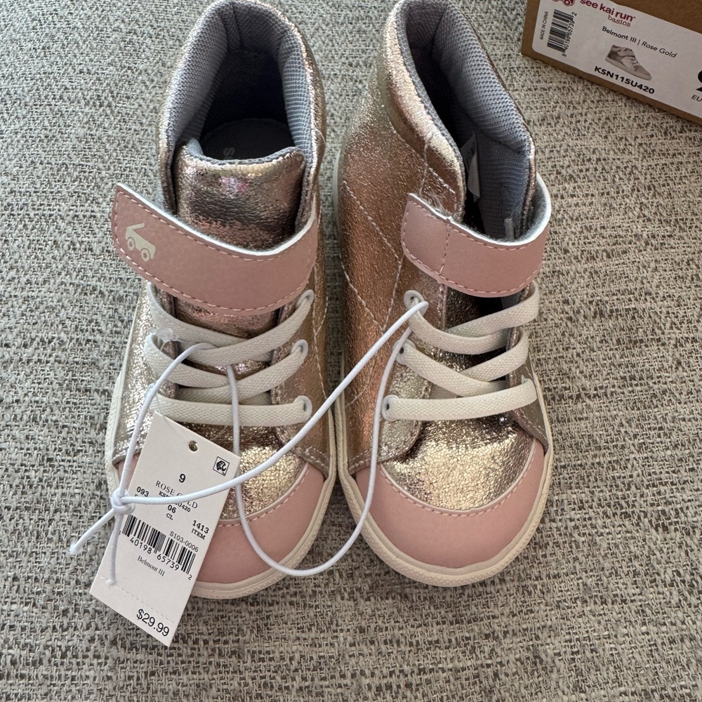 Stylish Pink and Gold Toddler Girls High-Top Sneakers
